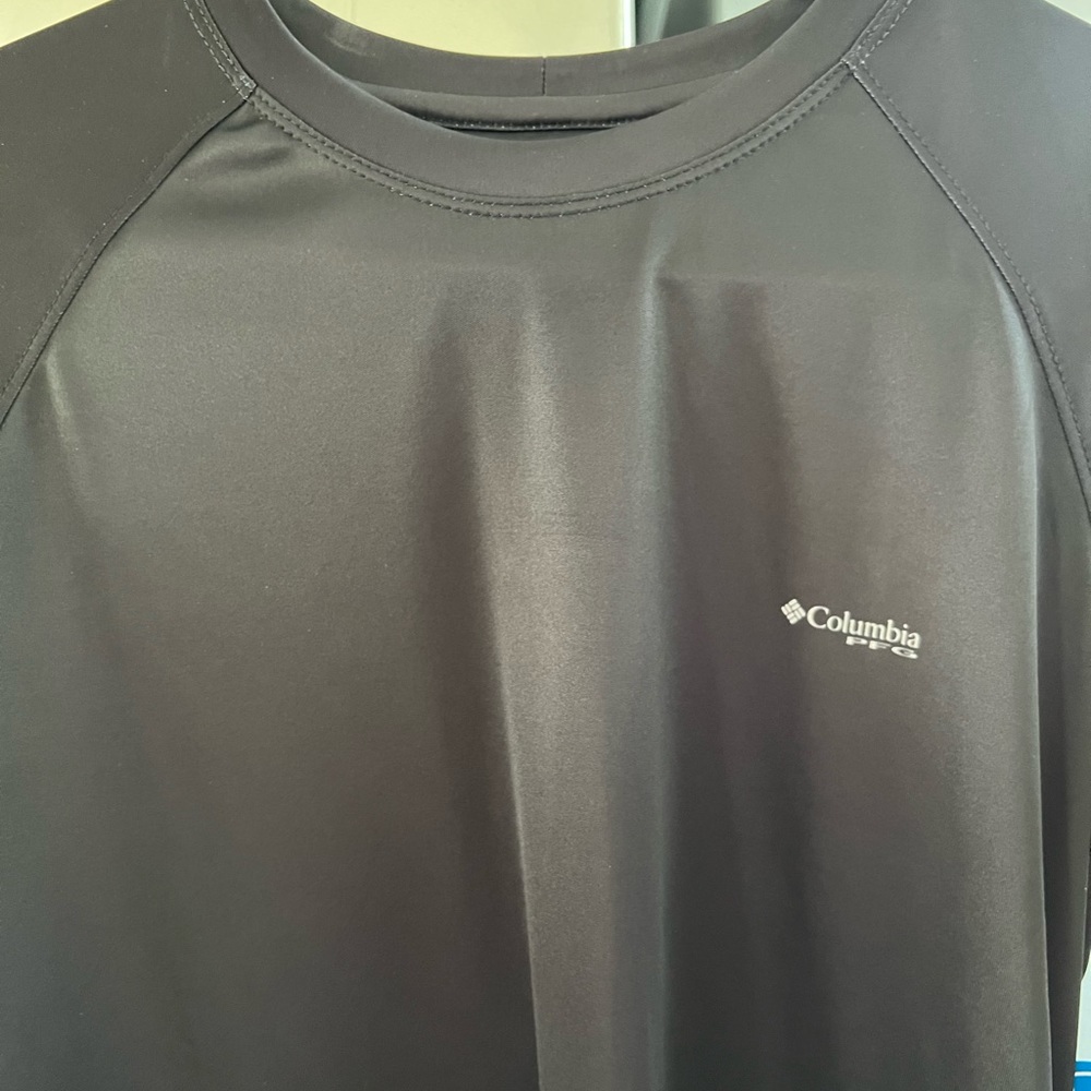 NWT ladies Columbia shirt - Picture 2 of 3